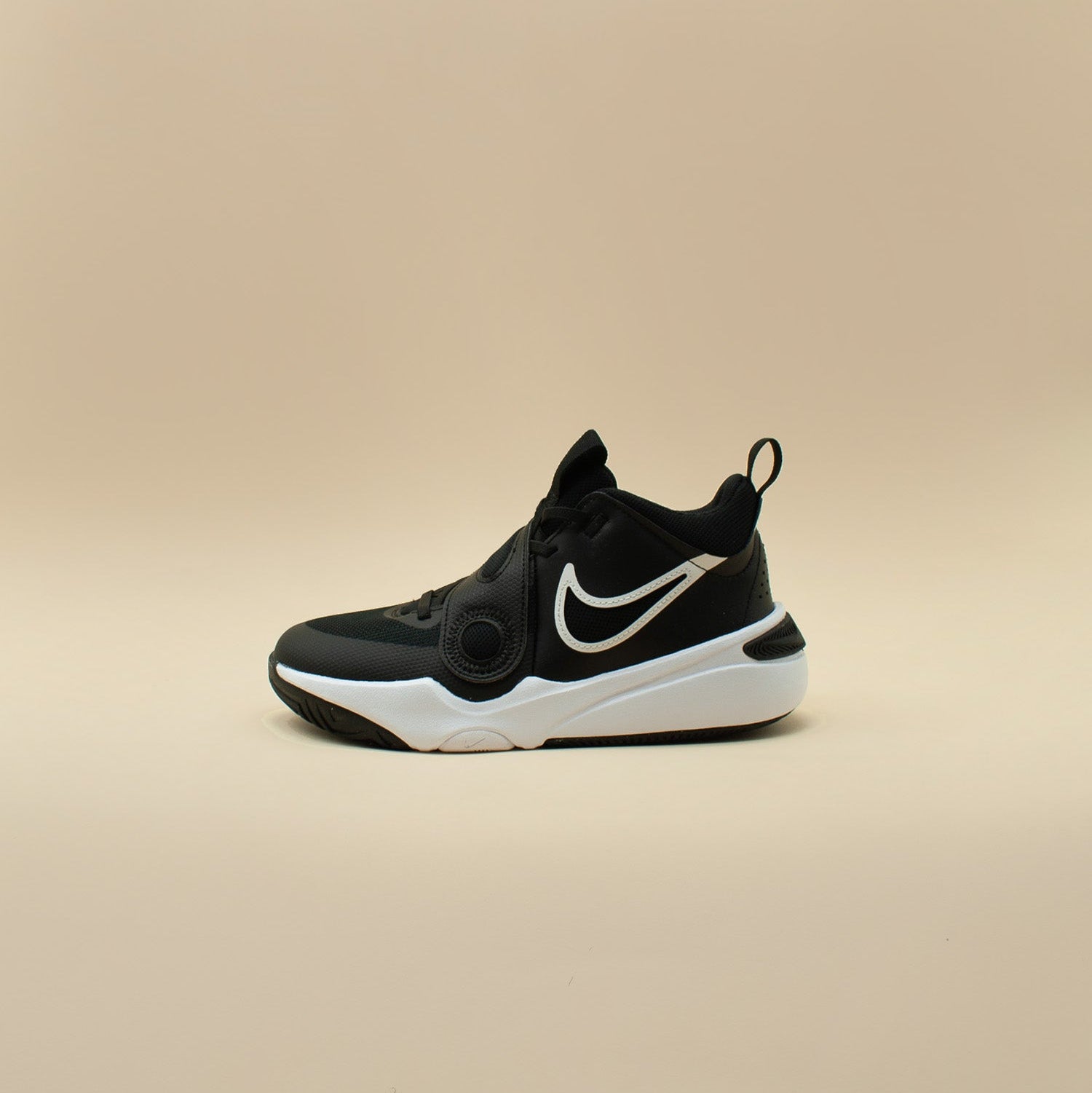 Tenis Nike Team Hustle D 11