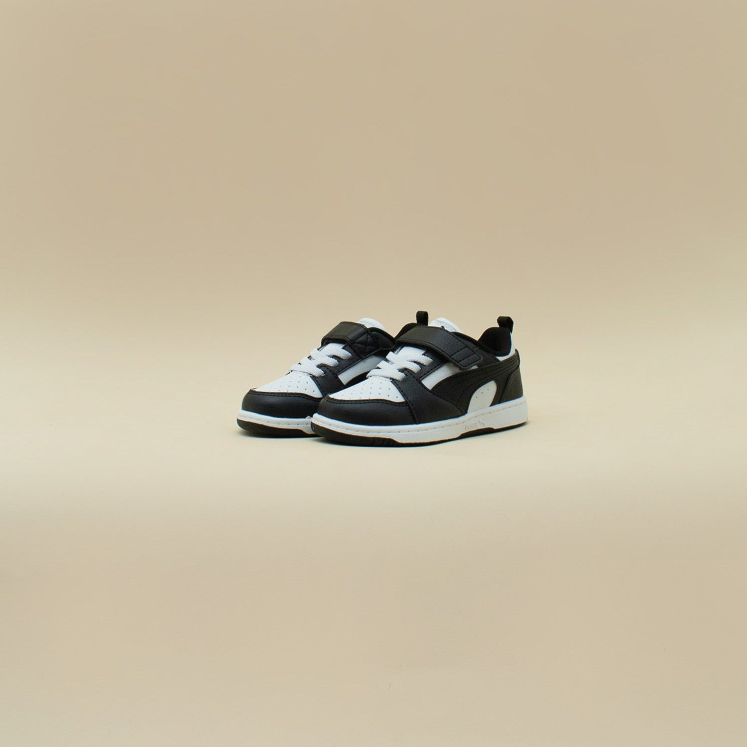 Tenis Puma Rebound V6 LO AC