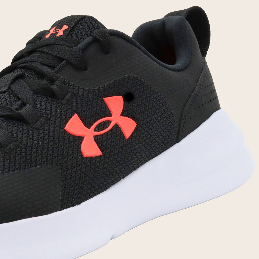 Tenis Under Armour Essential