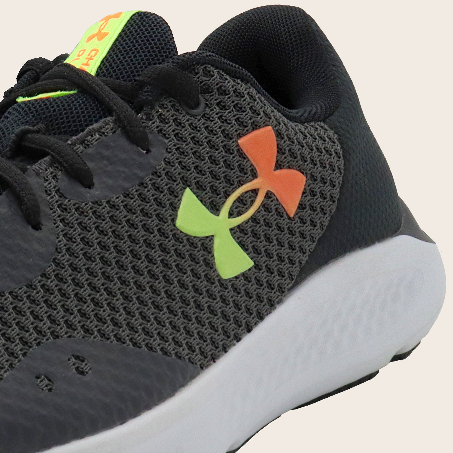 Tenis Under Armour Charged Pursuit 3