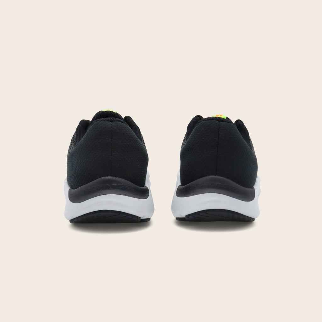 Tenis Under Armour Charged Pursuit 3