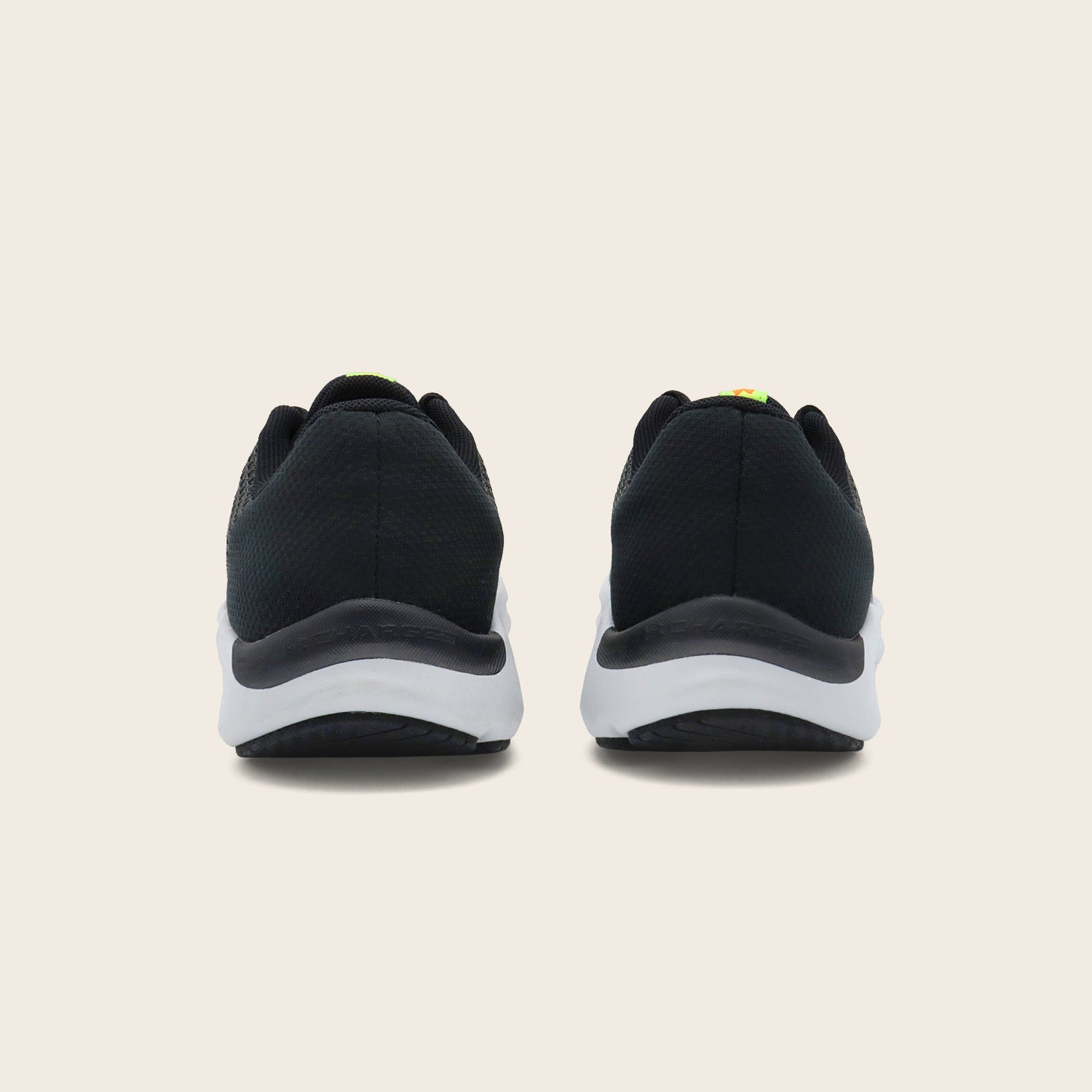 Tenis Under Armour Charged Pursuit 3
