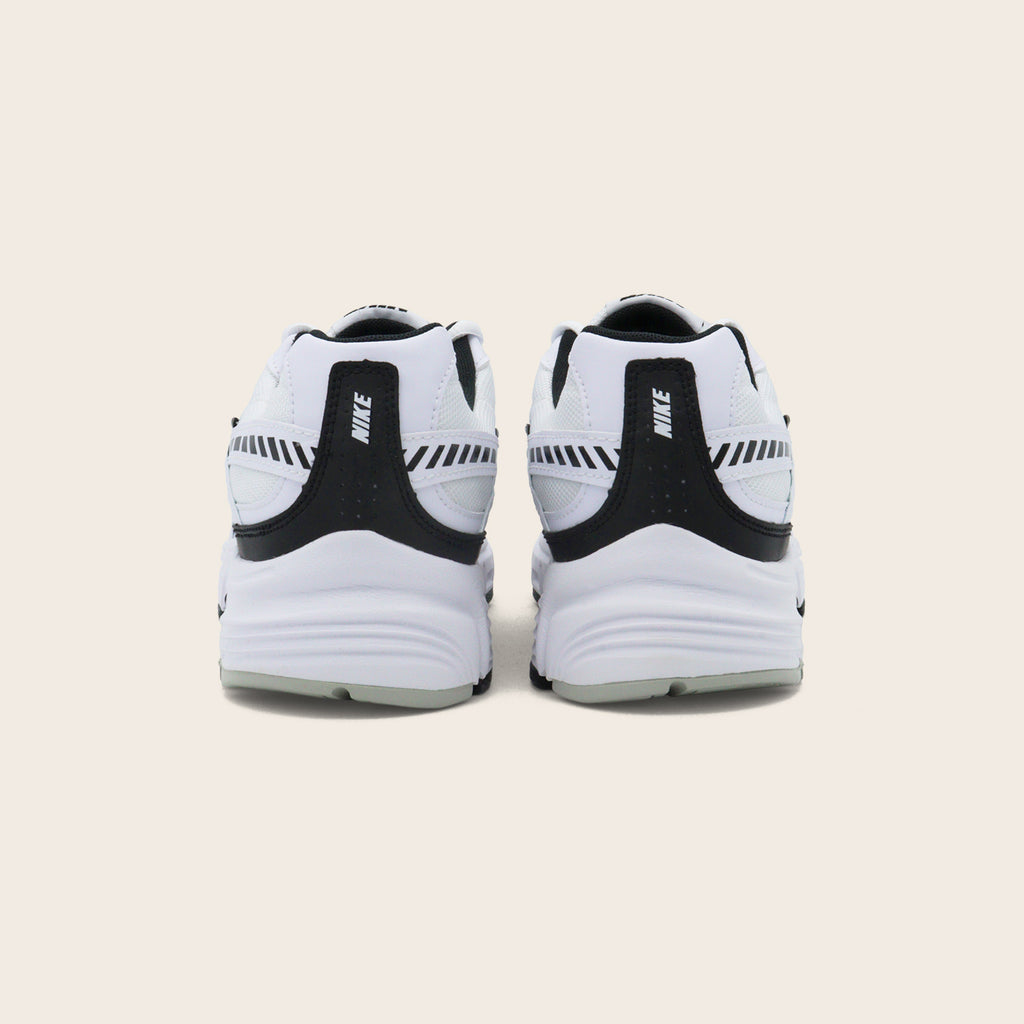 Tenis Nike Initiator
