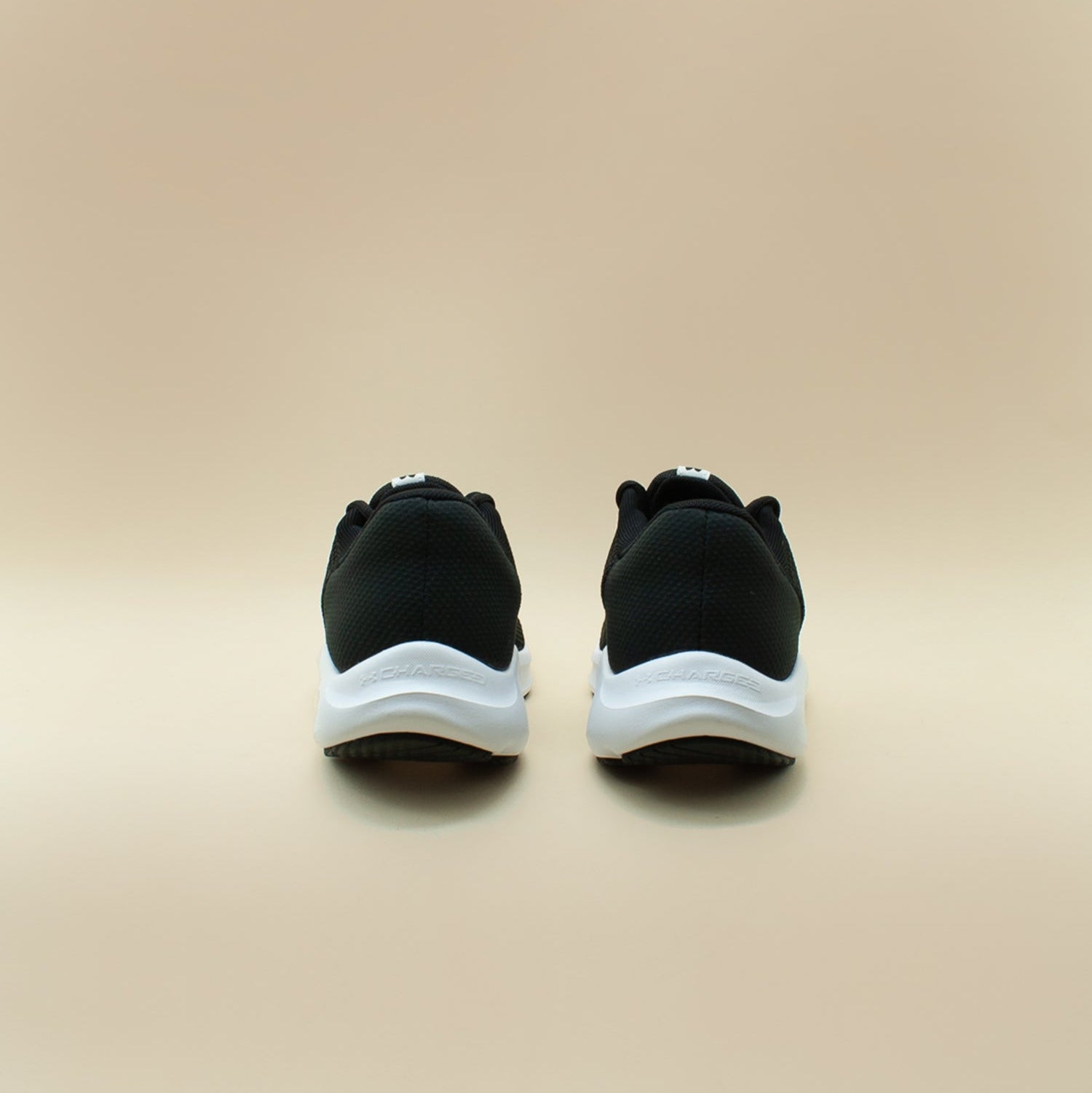 Tenis Under Armour Charged Pursuit 3