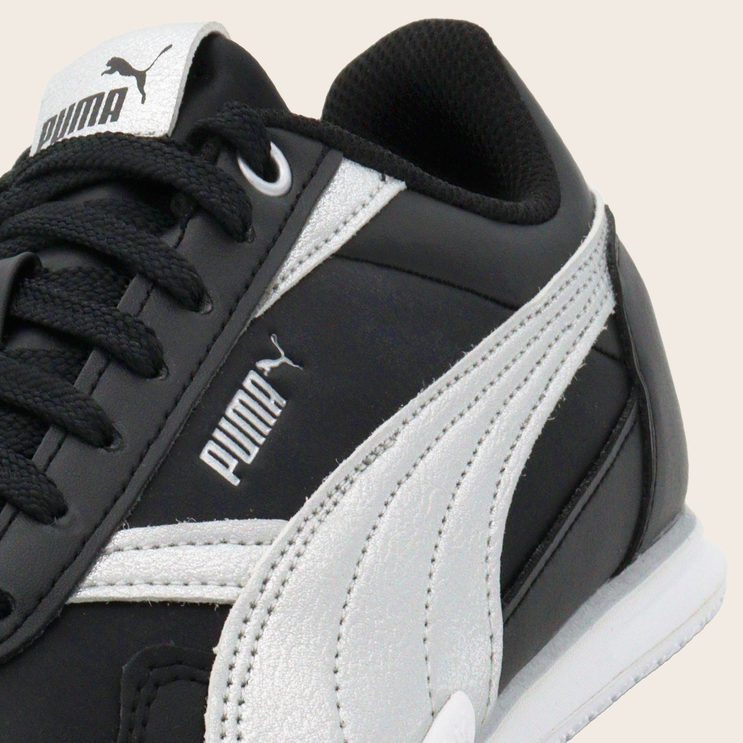 Tenis Puma Casual Bella Donna Metallic para Mujer | Brillo y Estilo