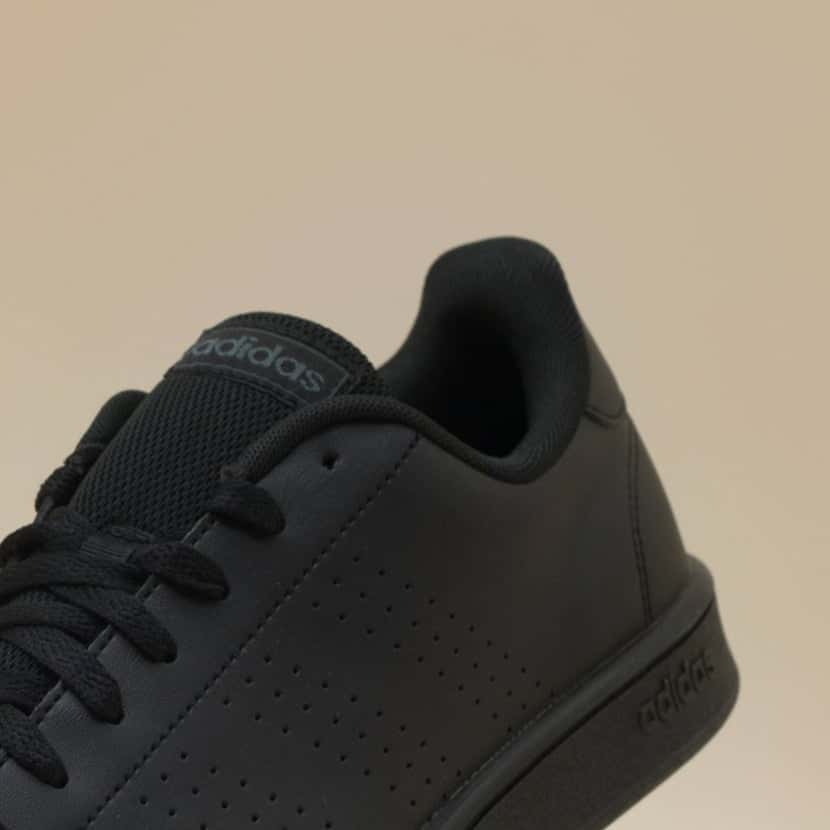 Tenis adidas Advantage Base