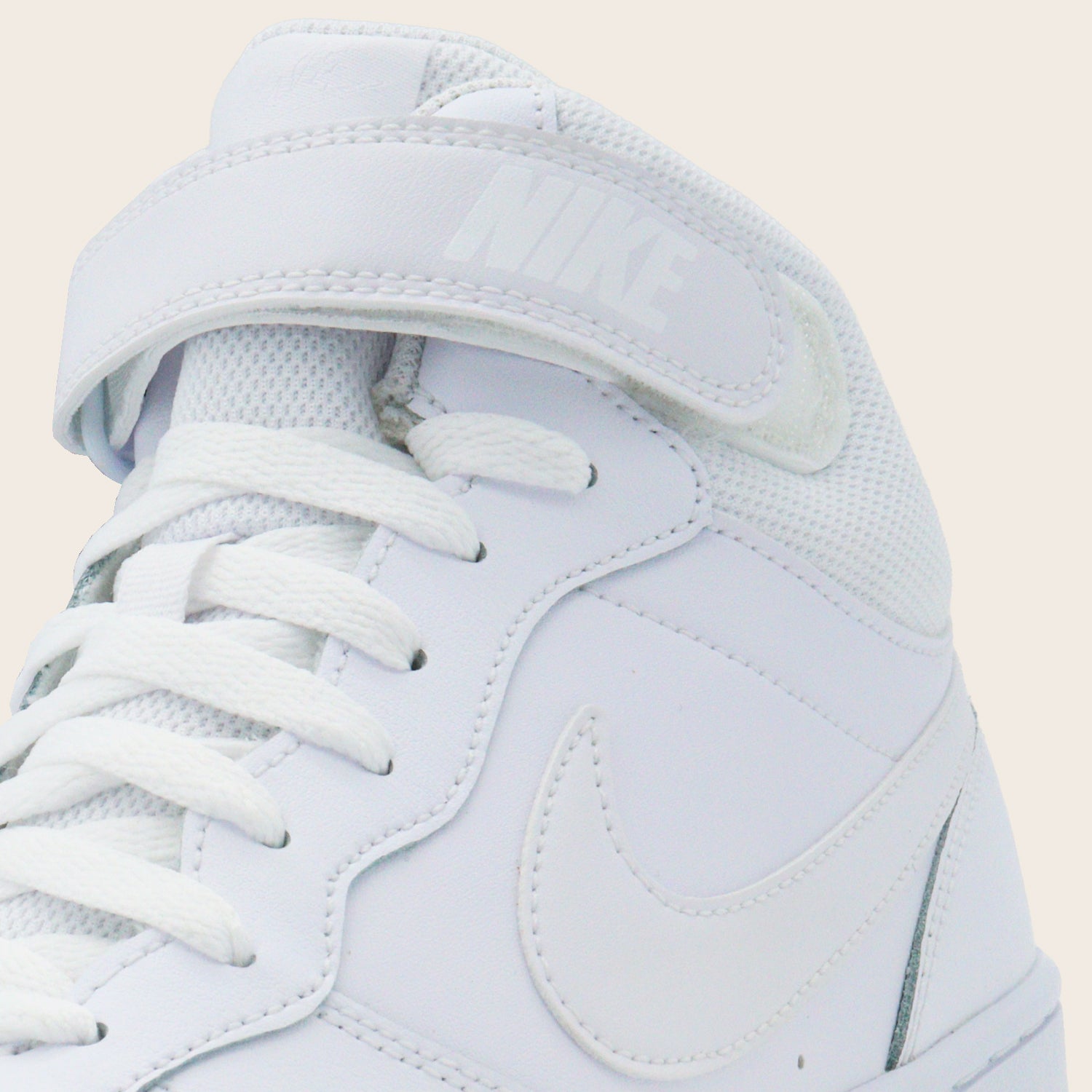 Tenis Nike Court Borough Mid 2