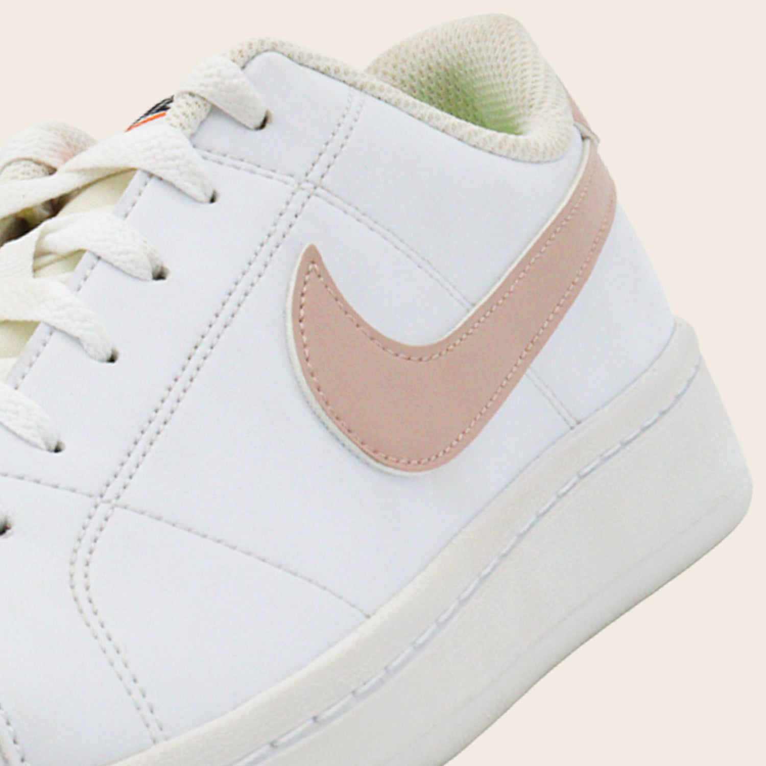 WMNS NIKE COURT ROYALE 2