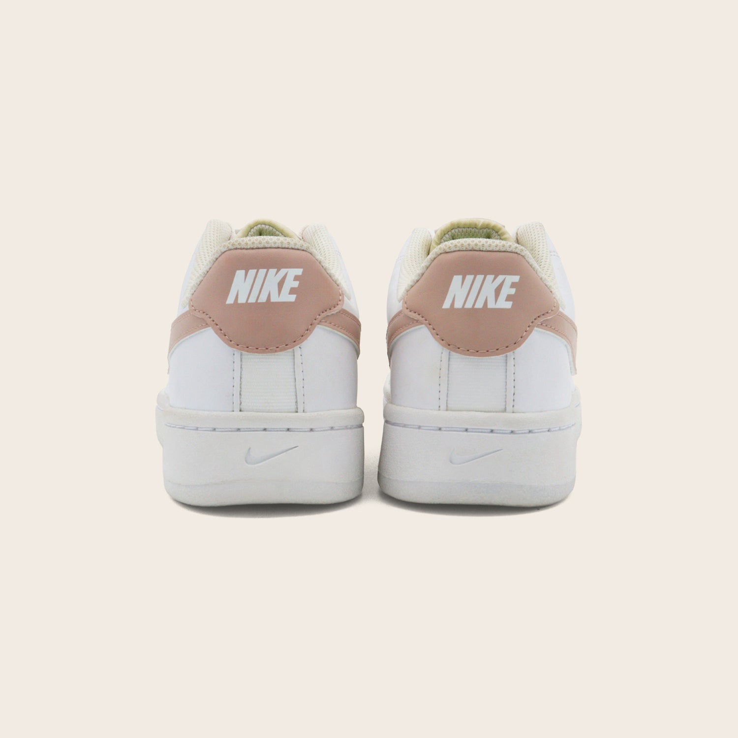 WMNS NIKE COURT ROYALE 2