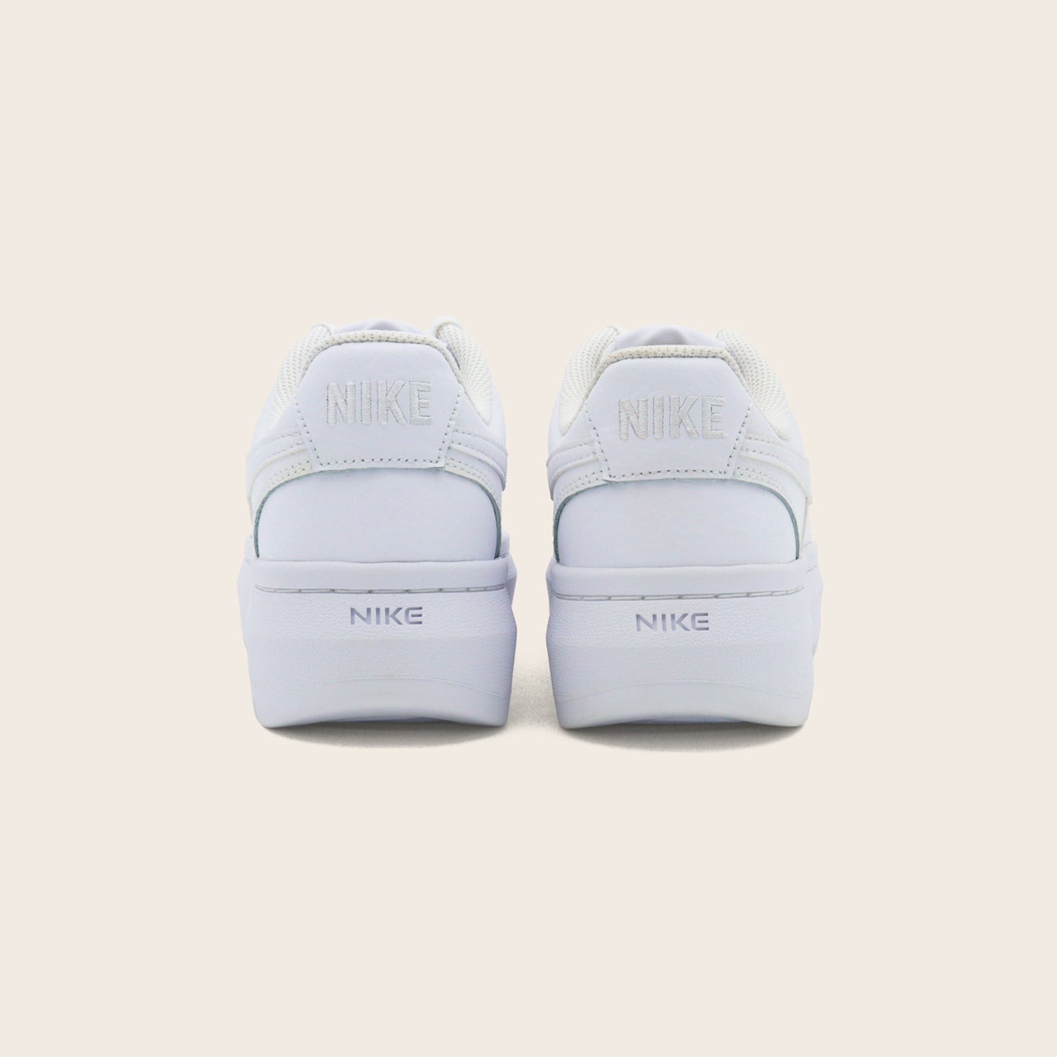 Tenis Mujer casual Nike Court Vision Alta