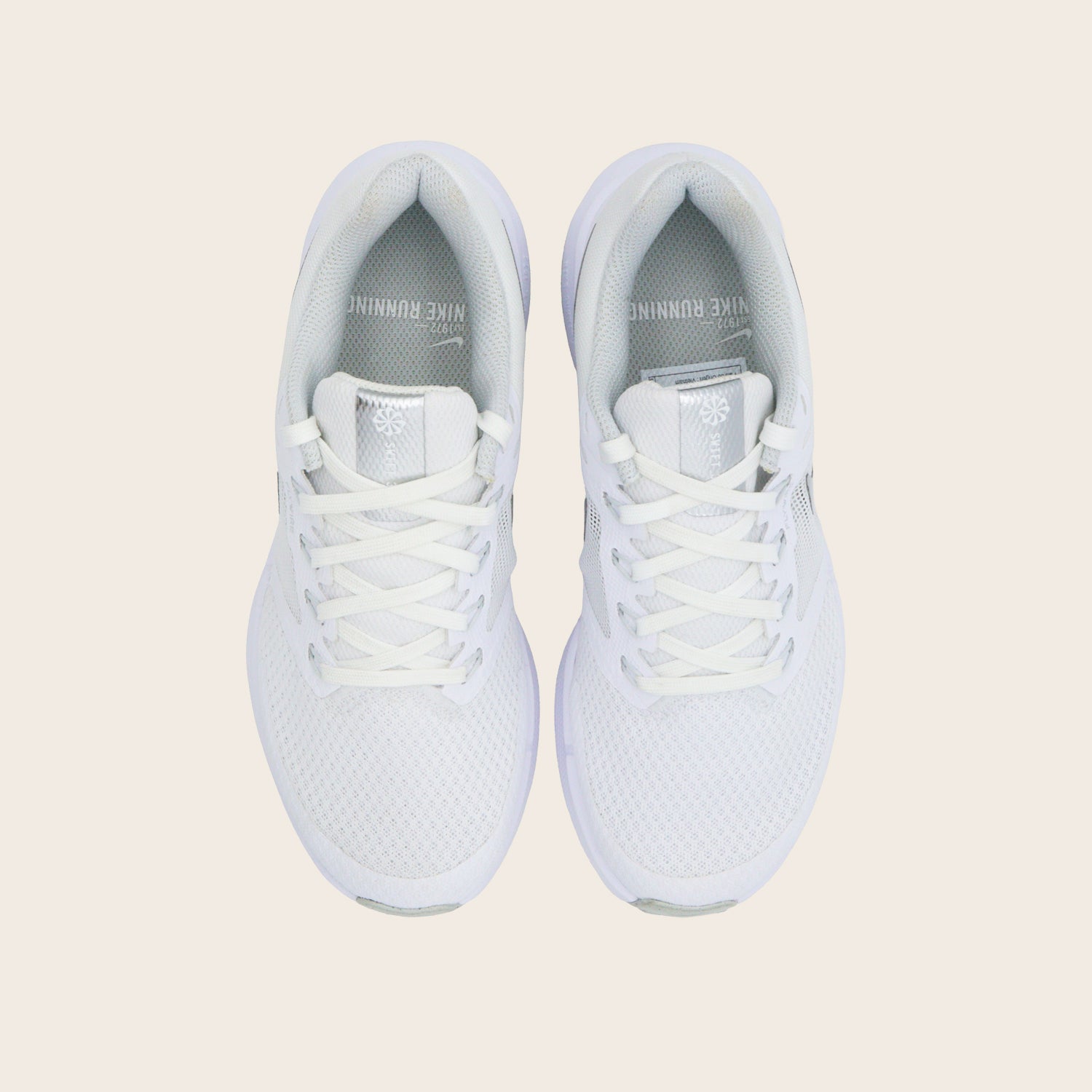 Nike WMNS Run Swift 3