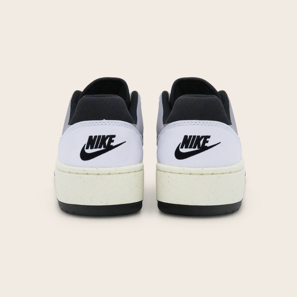 Tenis Nike Full Force Low