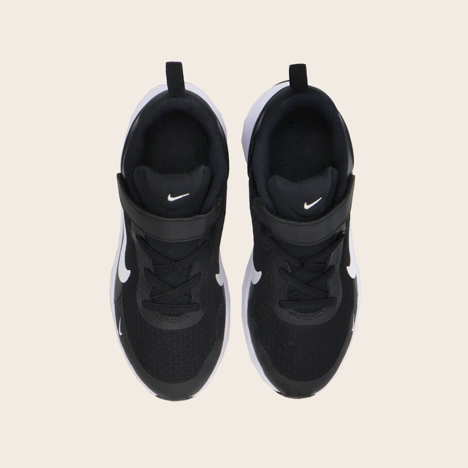 Tenis Nike Revolution 7 (PSV)