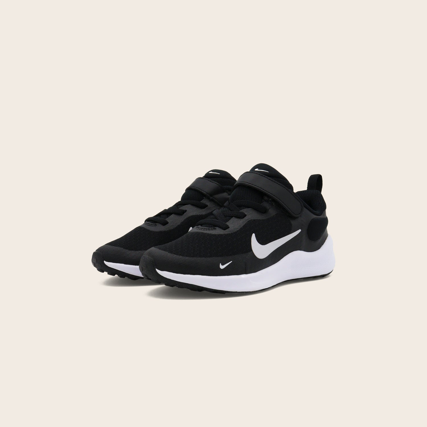 Tenis Nike Revolution 7 (PSV)