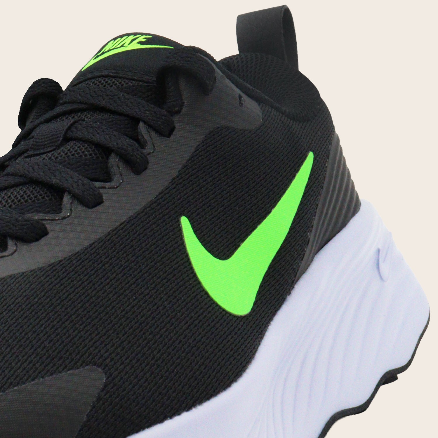 Tenis Nike Promina