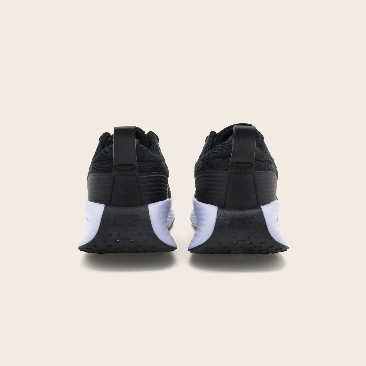 Tenis Nike Promina
