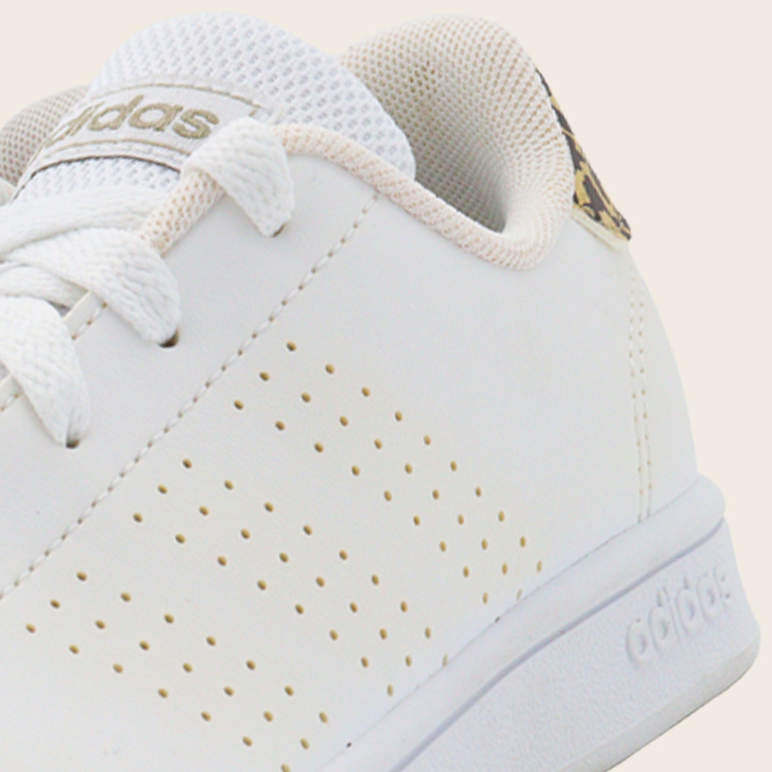 Tenis adidas Advantage (Niño)