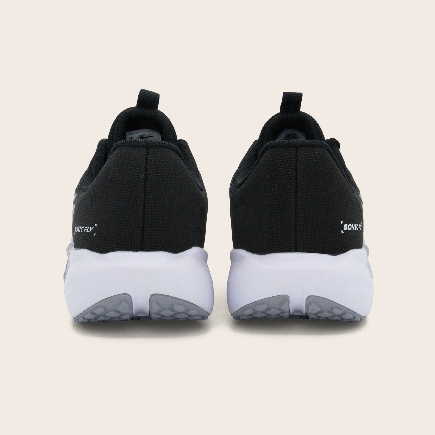 Tenis Nike Sonic Fly