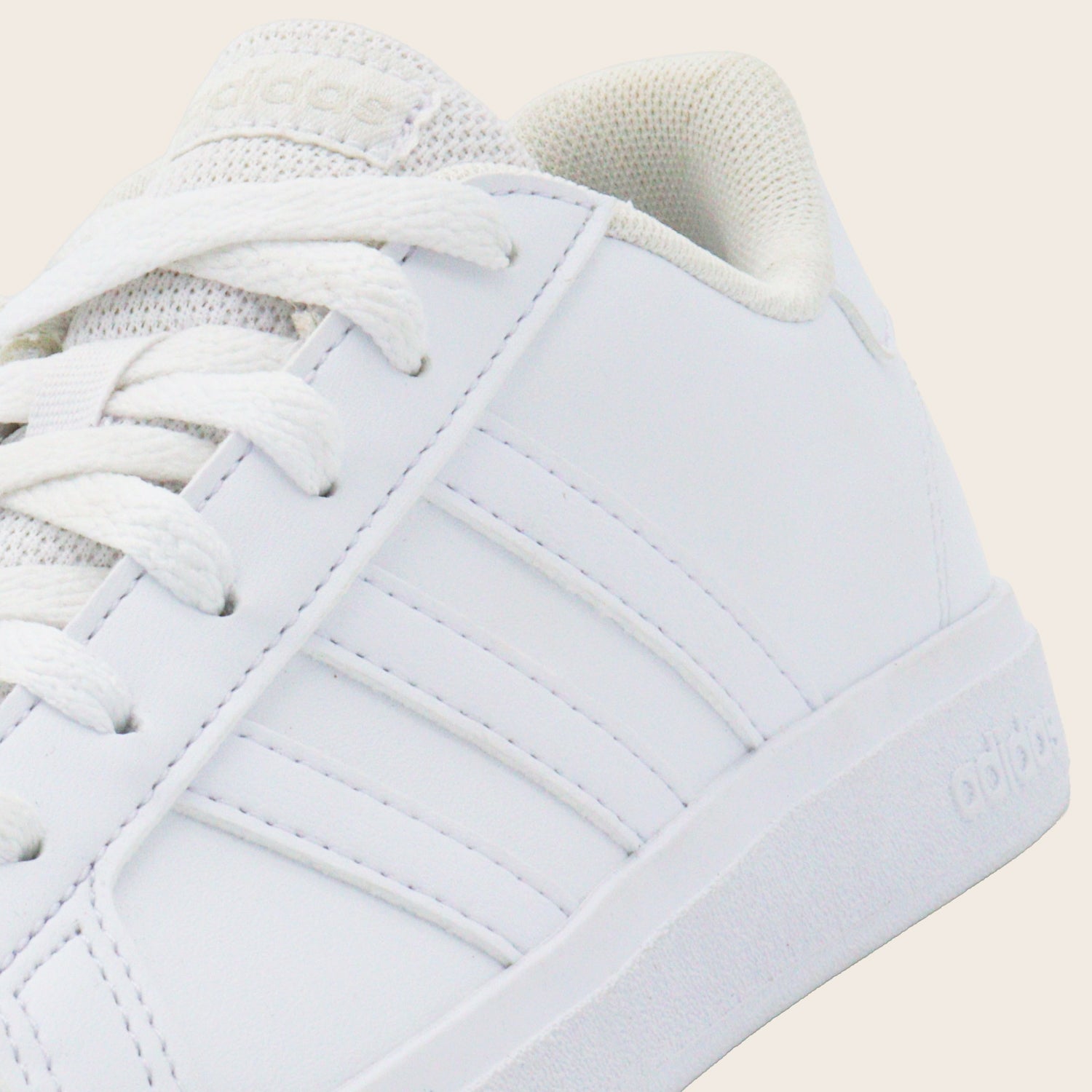 Tenis adidas Grand Court