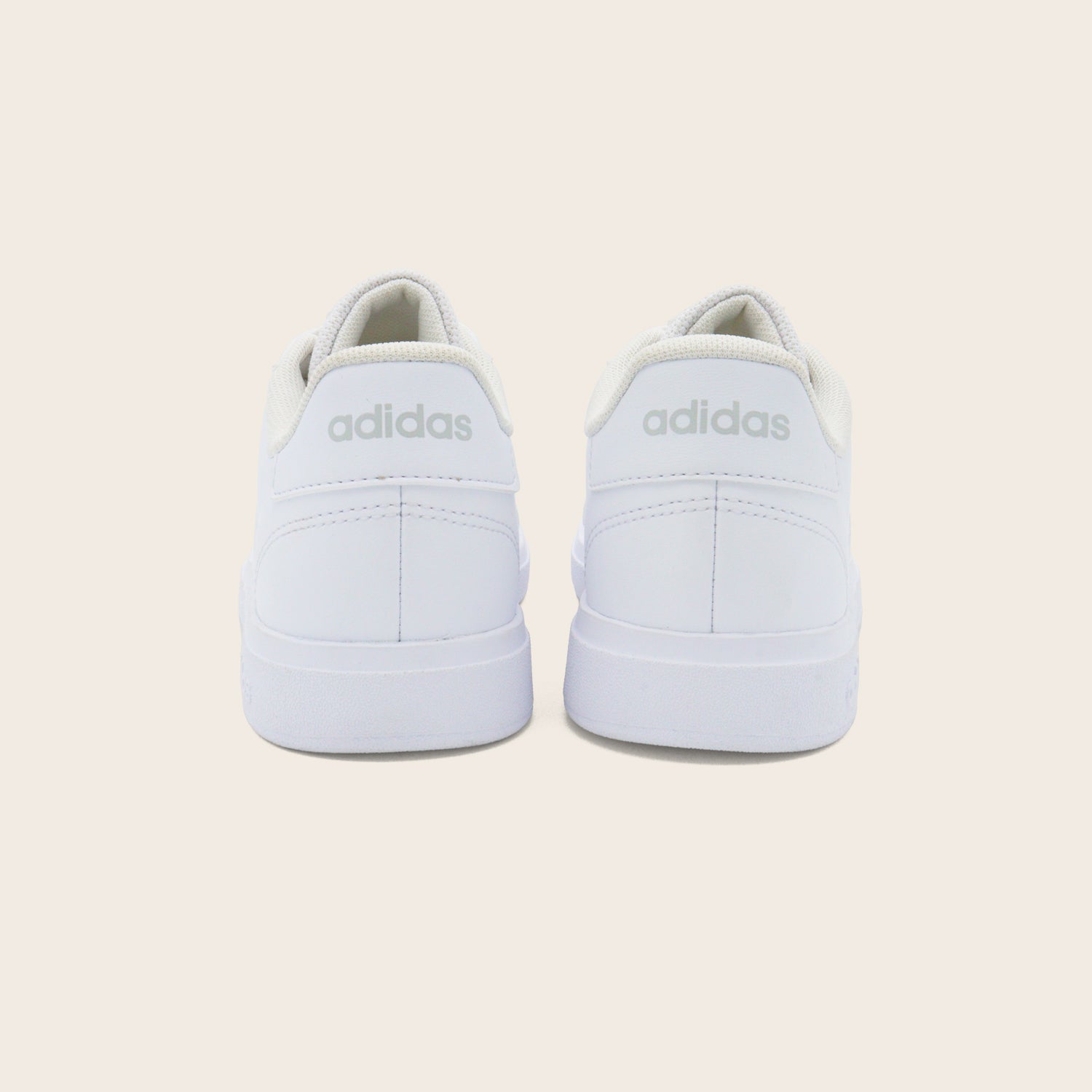Tenis adidas Grand Court