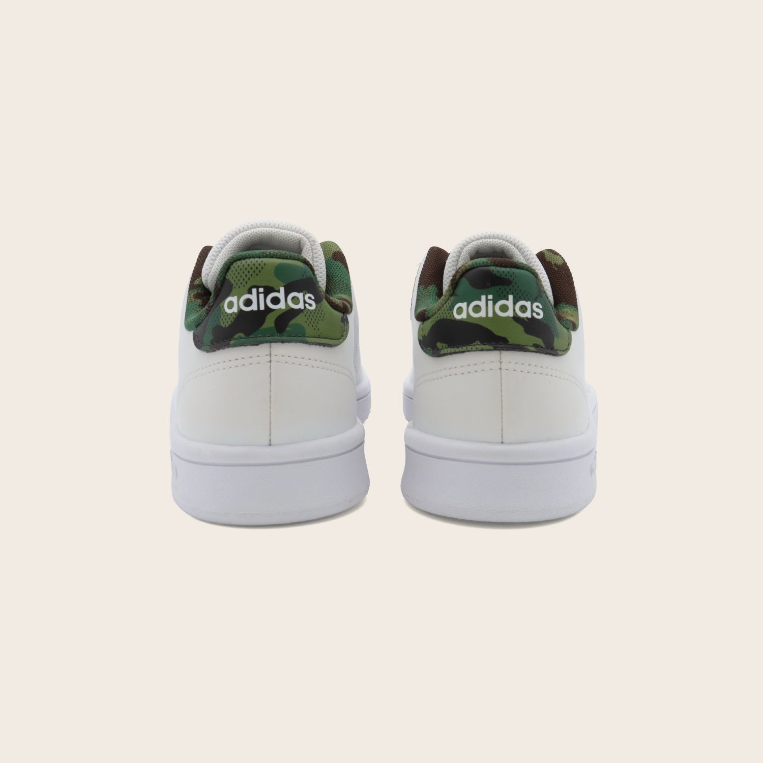 Tenis adidas Advantage Base Court