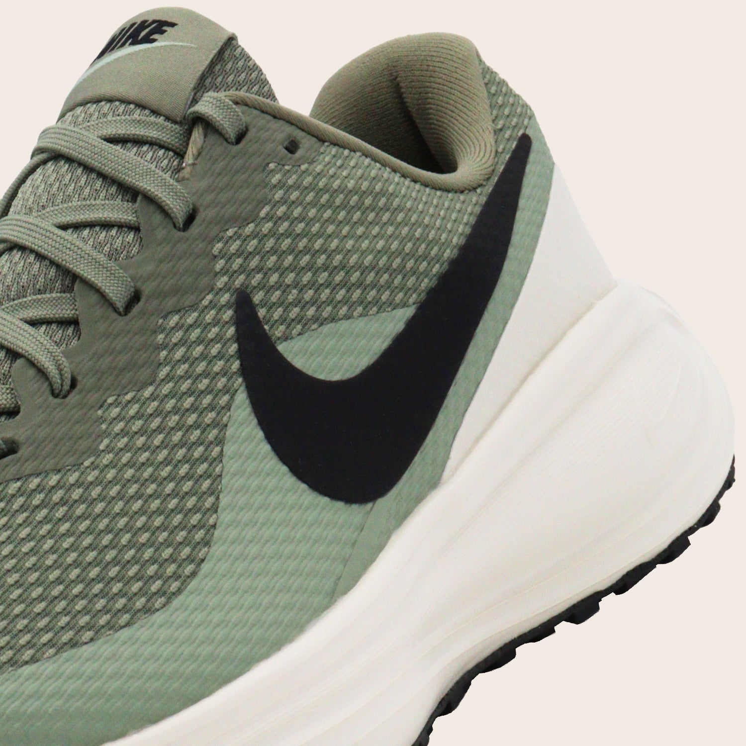 Tenis Nike Correr Revolution 8