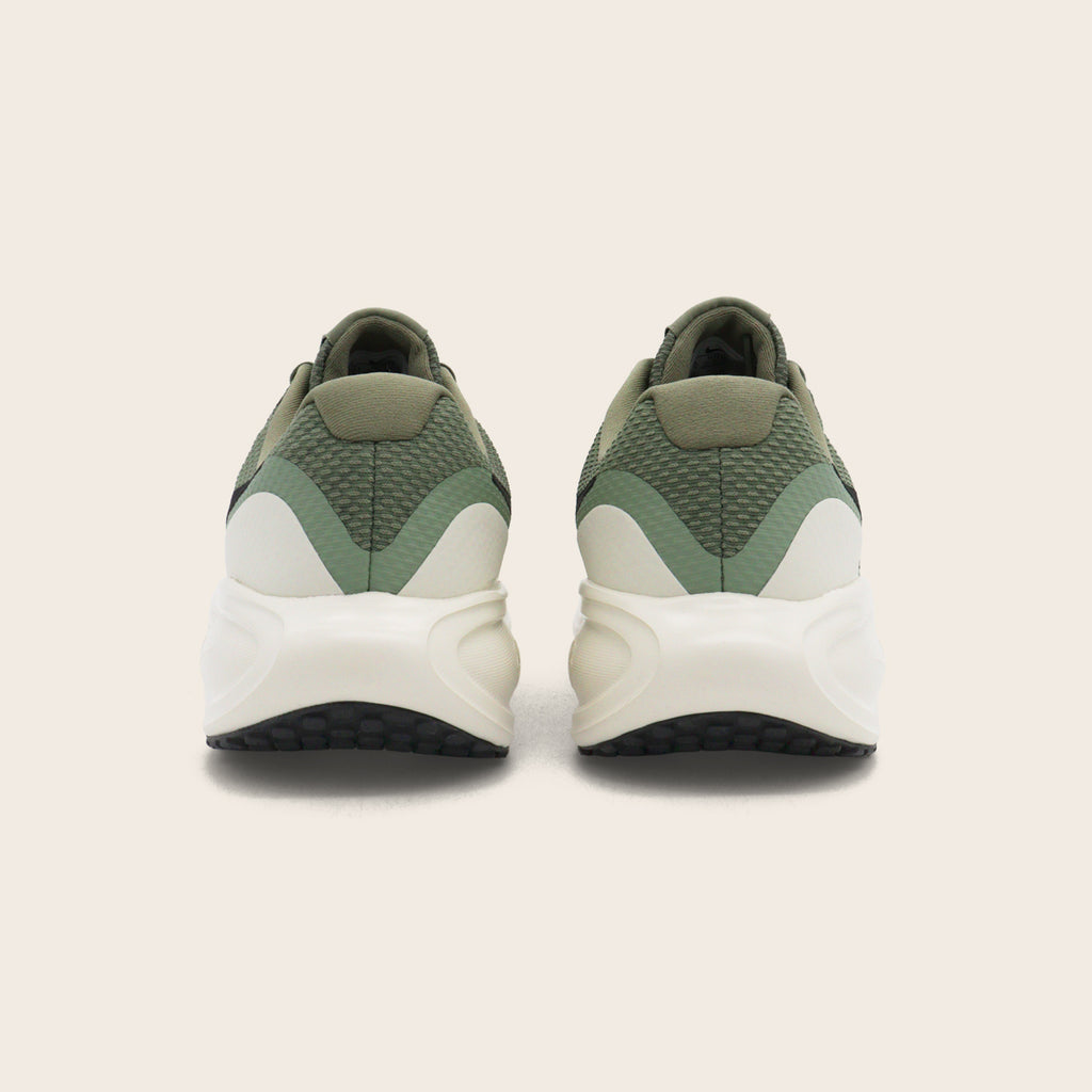 Tenis Nike Correr Revolution 8