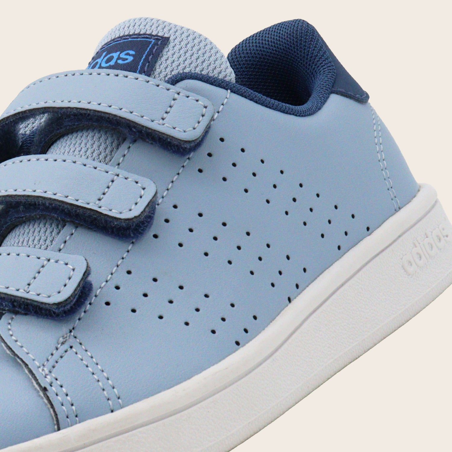 Tenis adidas Advantage Court (Niños)