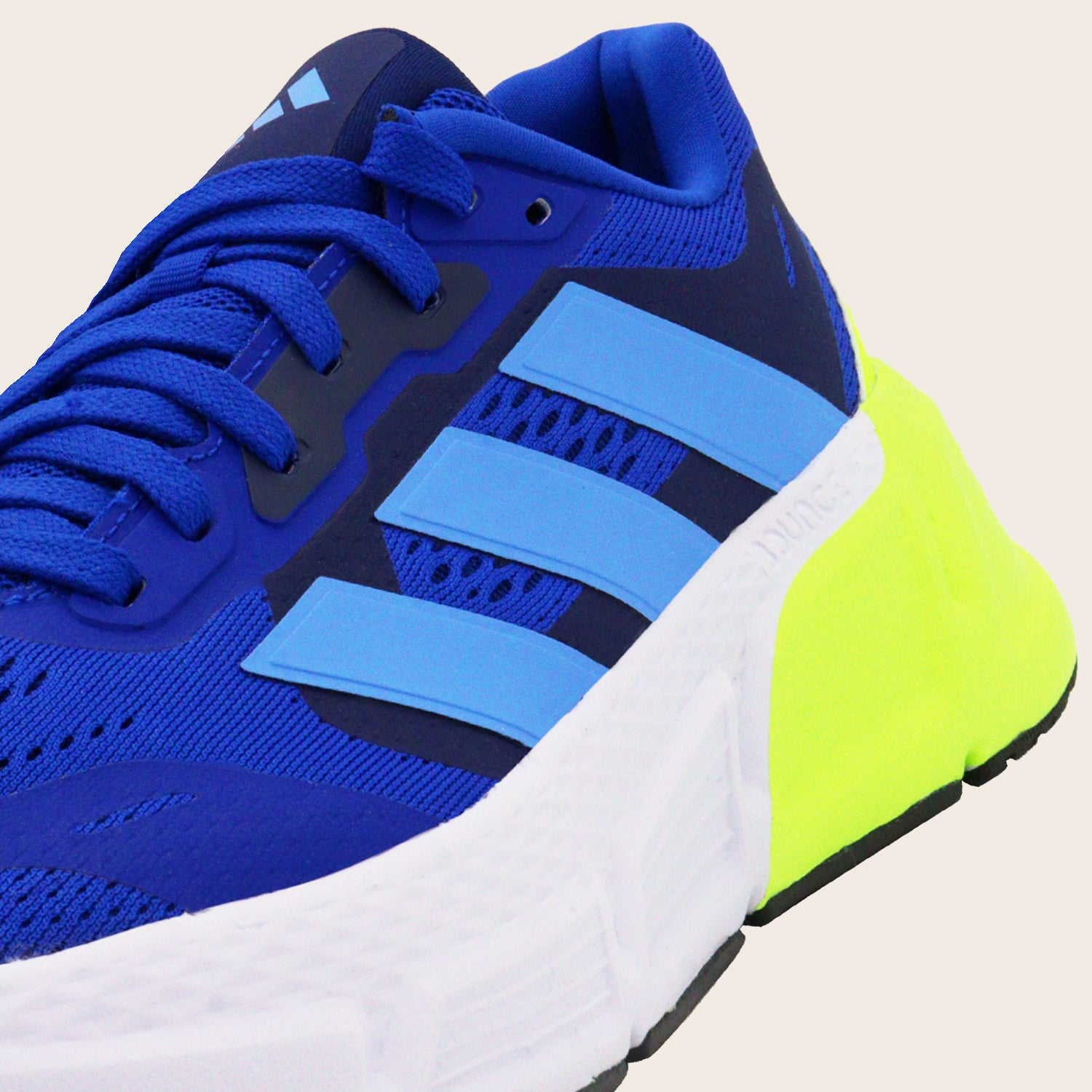 Tenis adidas Questar 2