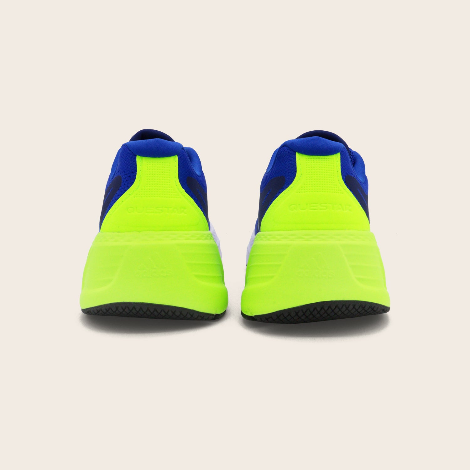 Tenis adidas Questar 2