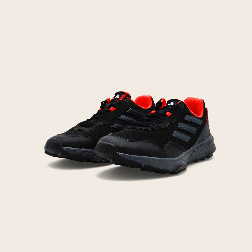 Tenis Adidas Outdoor Tracefinder