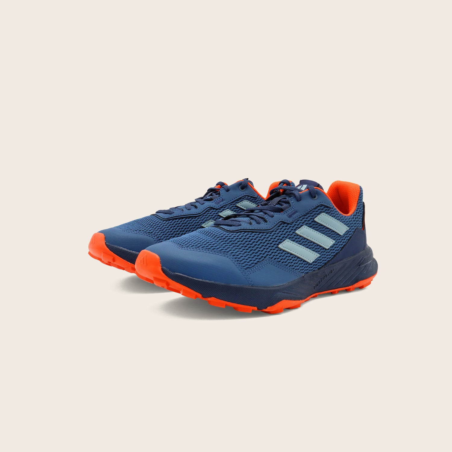 Tenis Adidas Outdoor Tracefinder