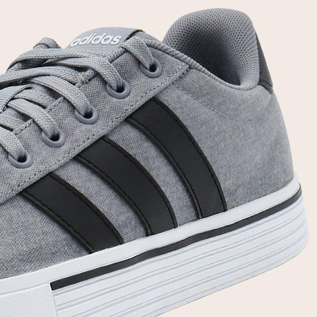 Tenis adidas Daily 4.0