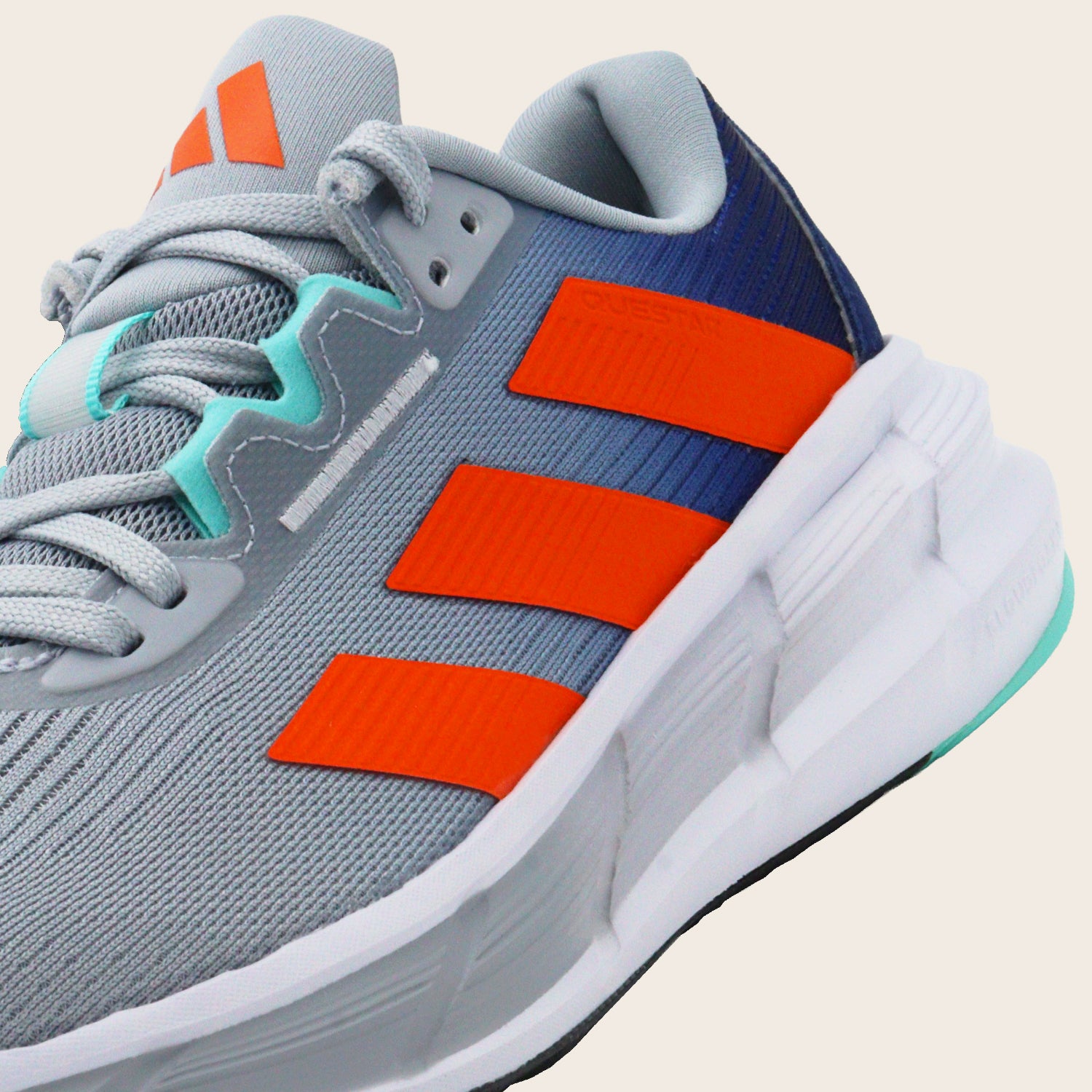 Tenis adidas Questar 3
