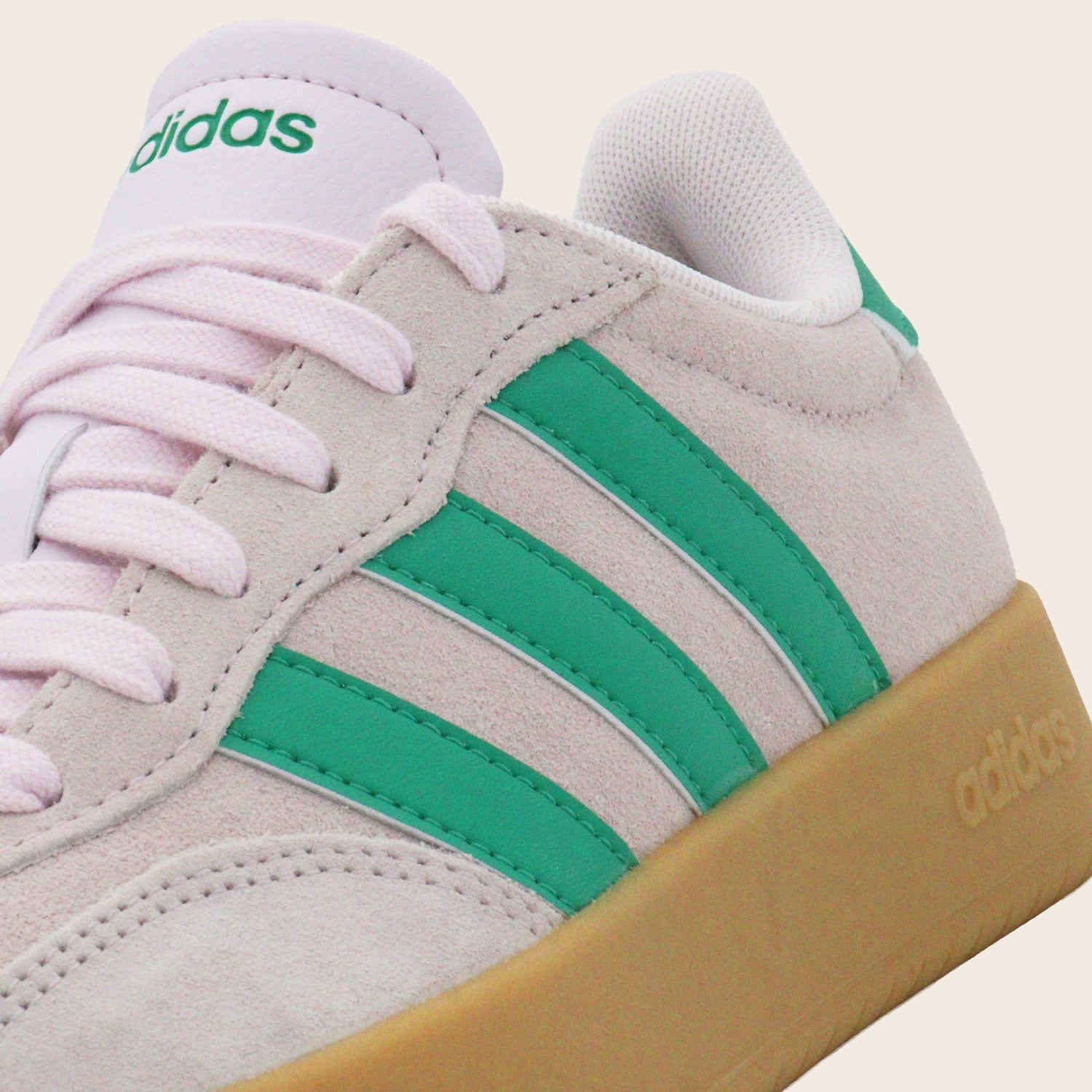 Tenis adidas Barreda para Mujer | Estilo Casual y Comodidad Urbana