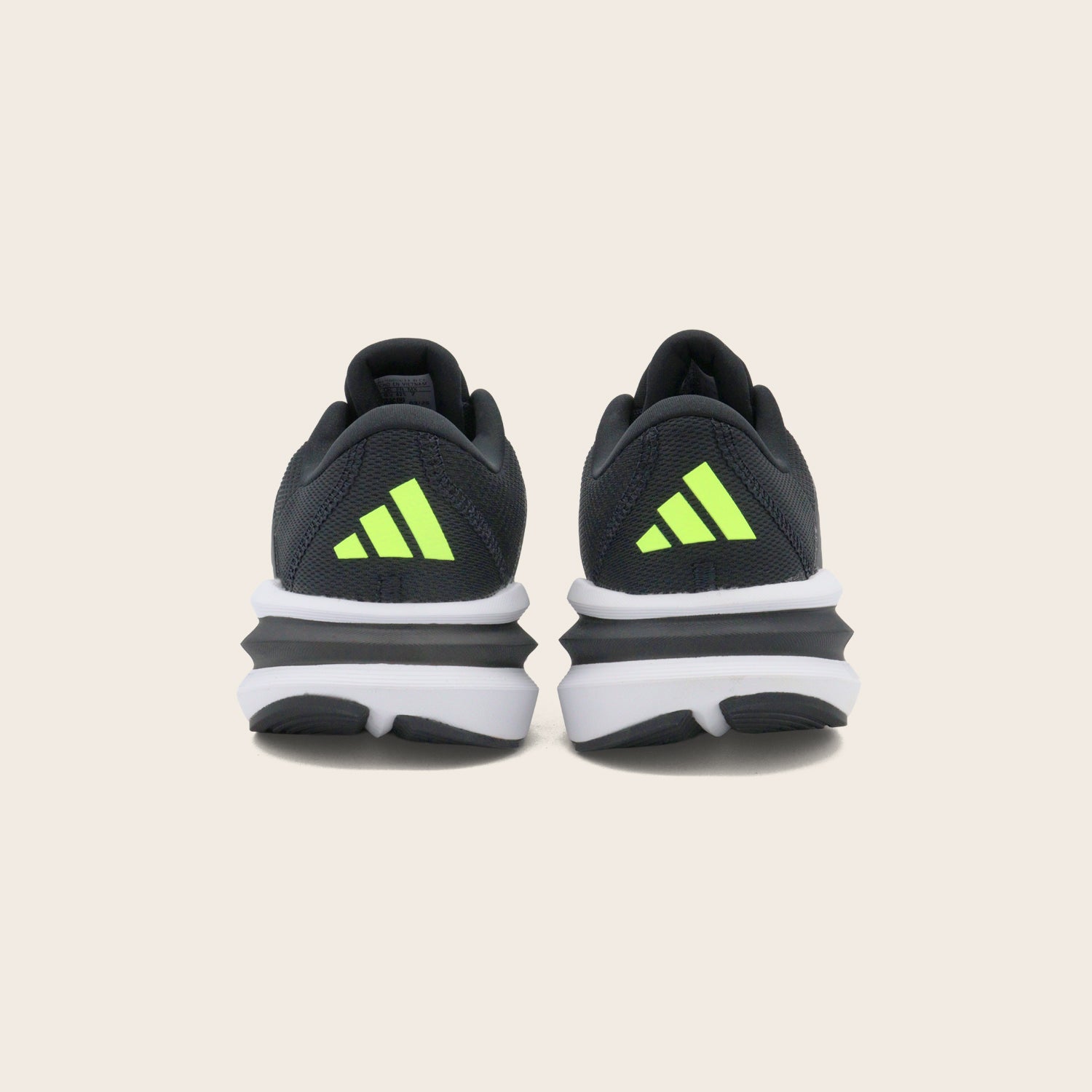Tenis adidas Galaxy 7