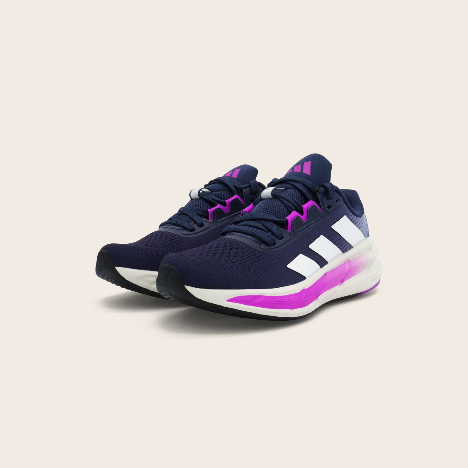adidas running Questar 3