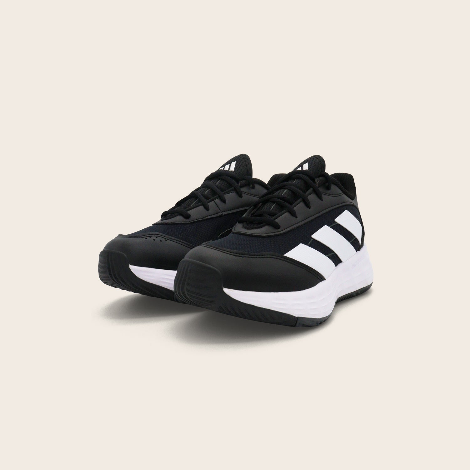 Tenis adidas Basquetbol Gamechaser | Rendimiento y Comodidad