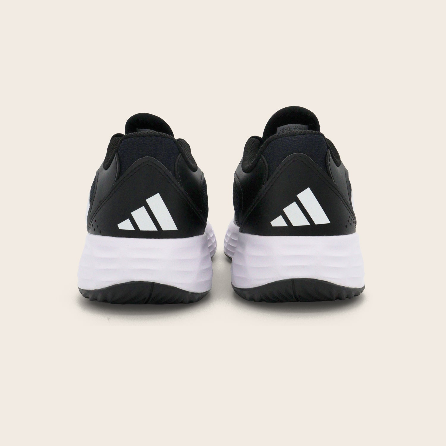Tenis adidas Basquetbol Gamechaser | Rendimiento y Comodidad