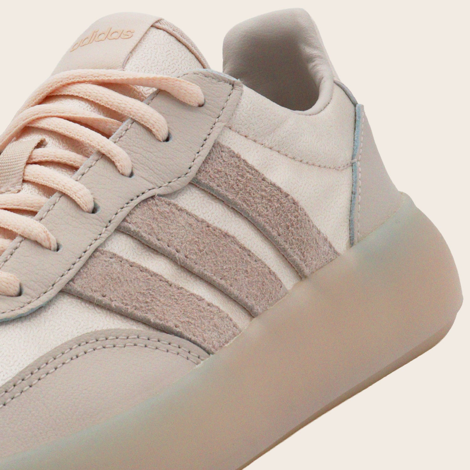 Tenis adidas Barreda Decode