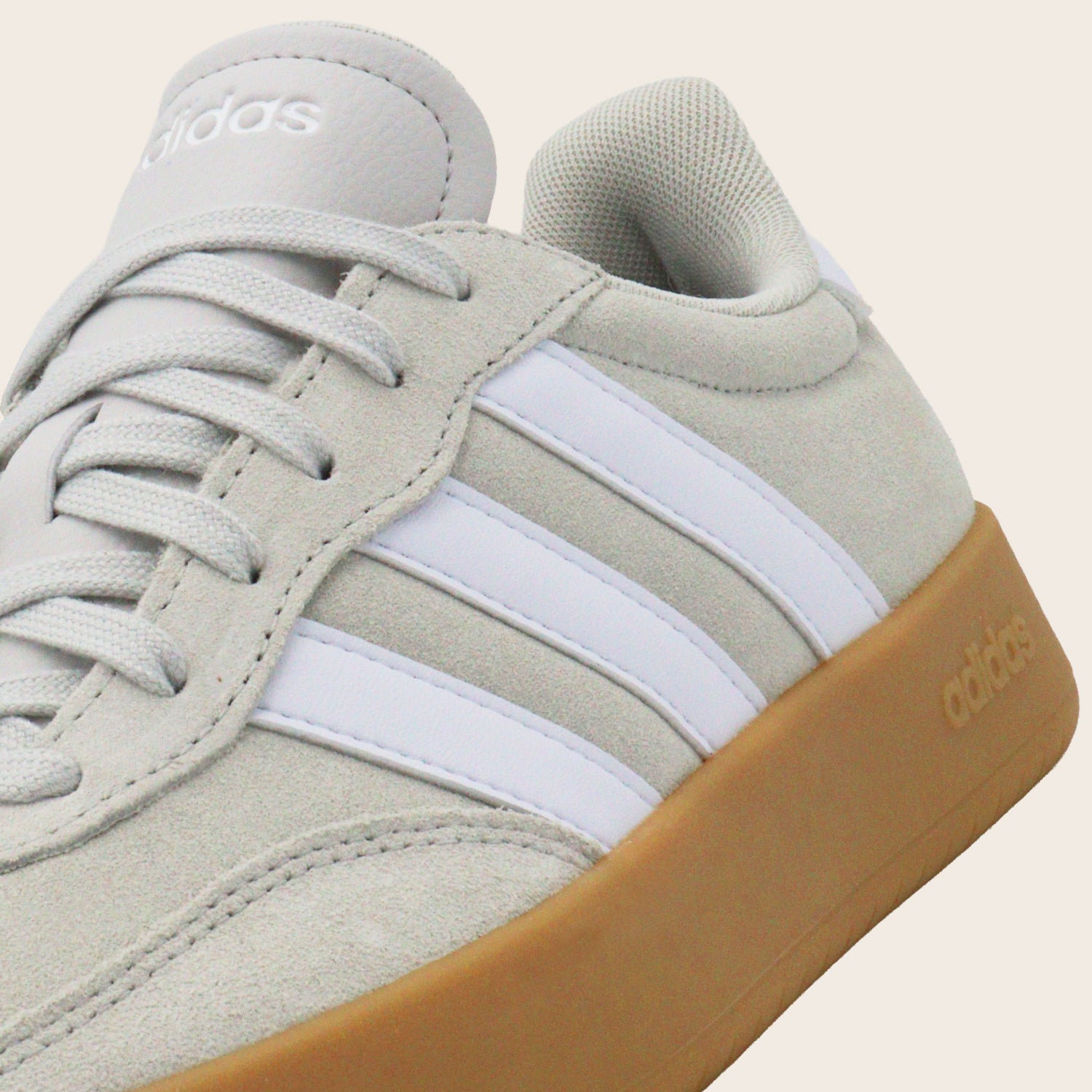 Tenis adidas Barreda