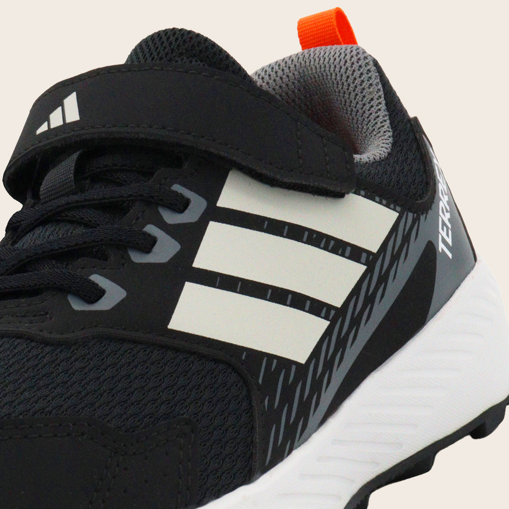 Tenis adidas TERREX Tracefinder para Niño | Aventura, Resistencia y Tracción Outdoor