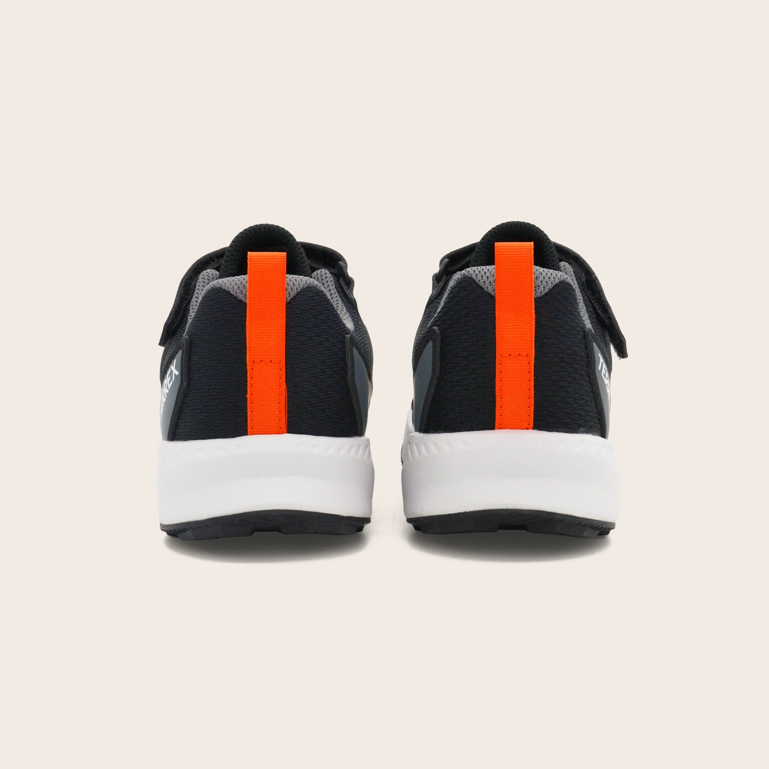 Tenis adidas TERREX Tracefinder para Niño | Aventura, Resistencia y Tracción Outdoor