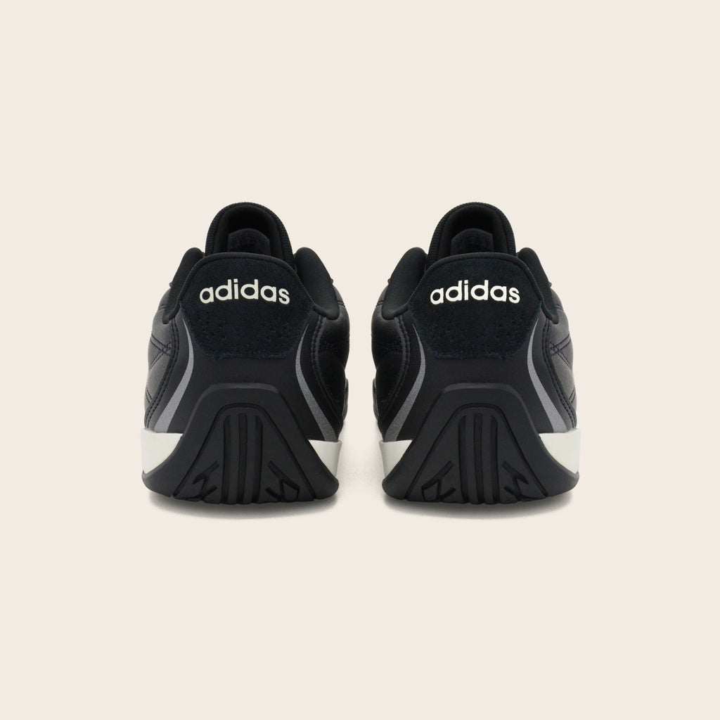 Tenis adidas GROUNDPULSE Negro | Comodidad Urbana y Estilo Casual