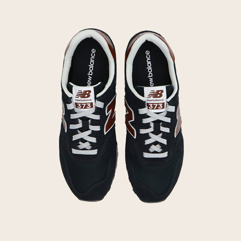 New Balance 373