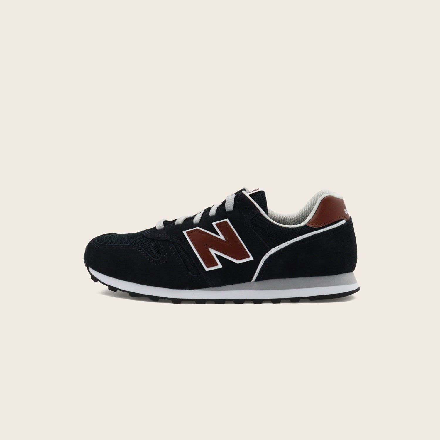 New Balance 373