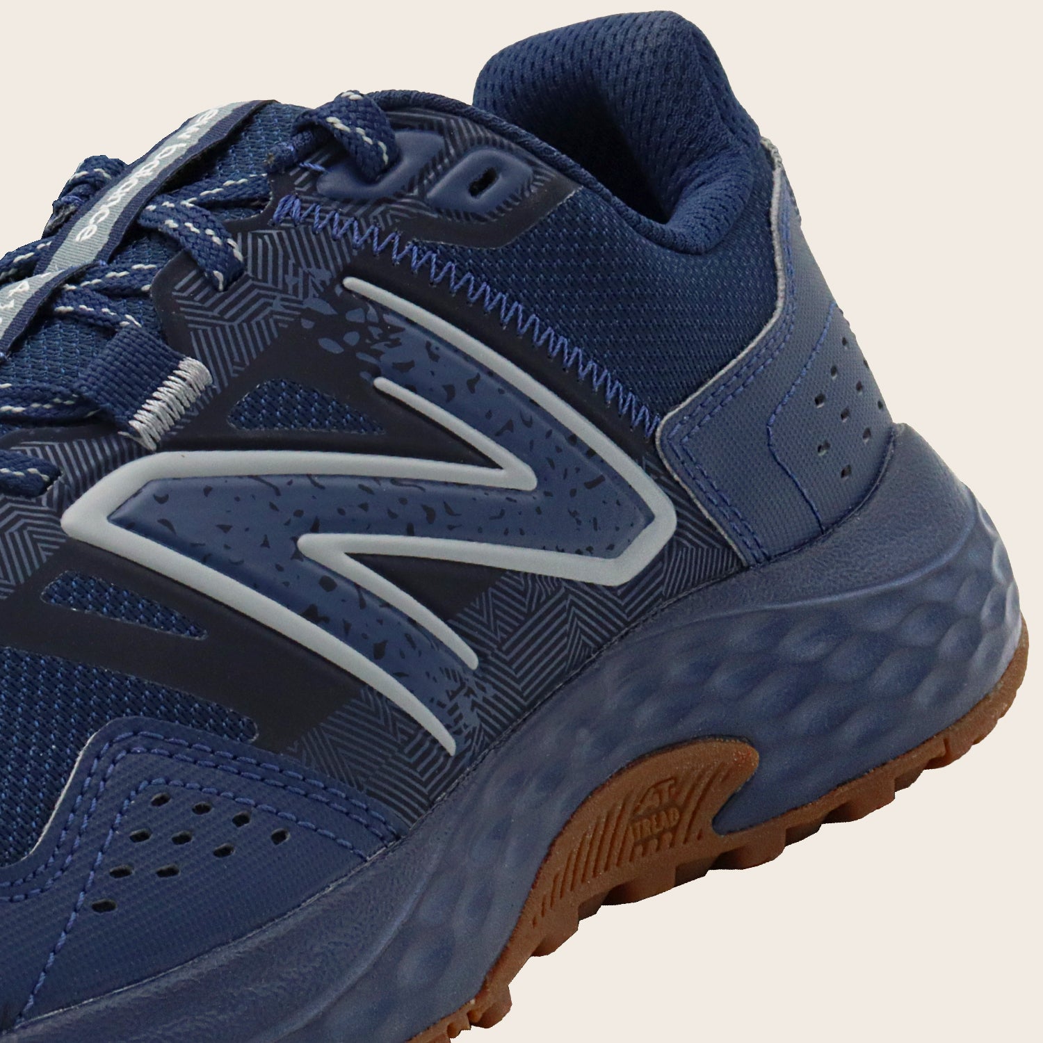Tenis New Balance 410 V8