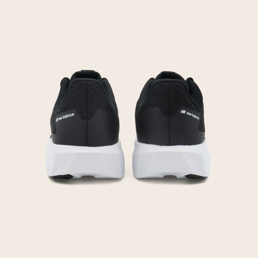 tenis New Balance Course 413